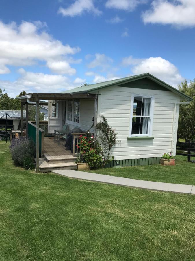 Tui Cottage Te Arai Exterior photo